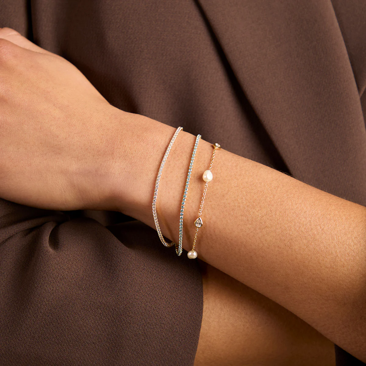 Blue Tennis Chain Bracelet in Gold - Image 4