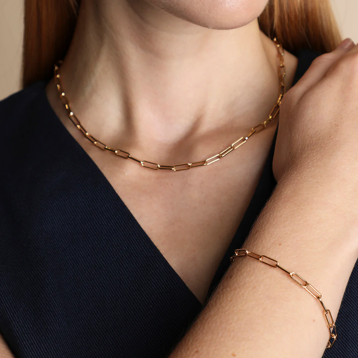 Bold Piccadilly Chain Necklace in Gold - Image 4