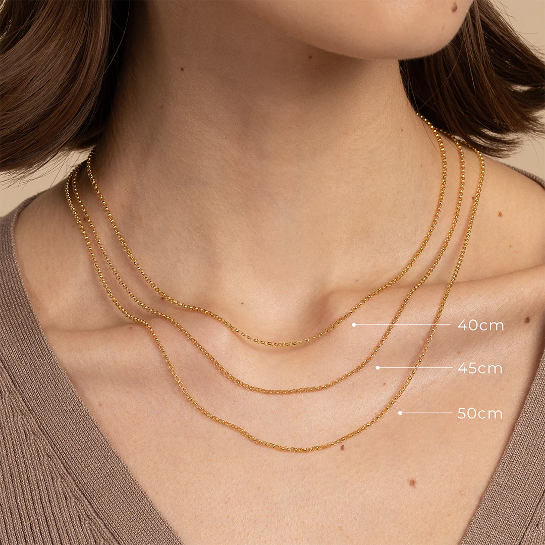 Chelsea Chain Necklace in Solid Gold - Image 3