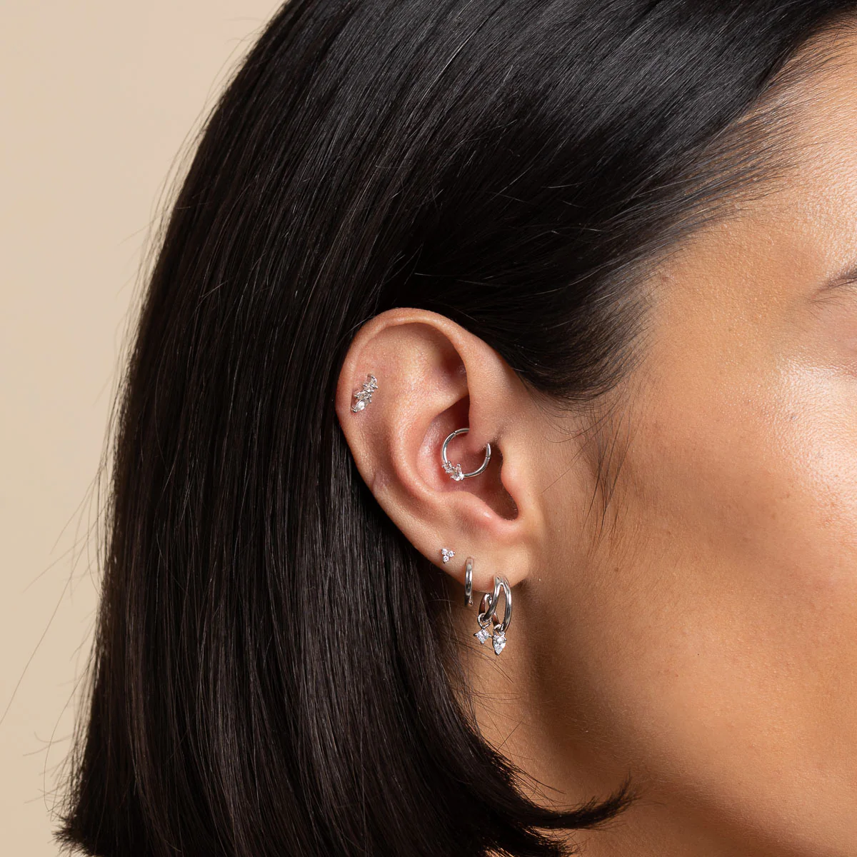 Cluster Topaz Daith Hoop in Solid white Gold - Image 2