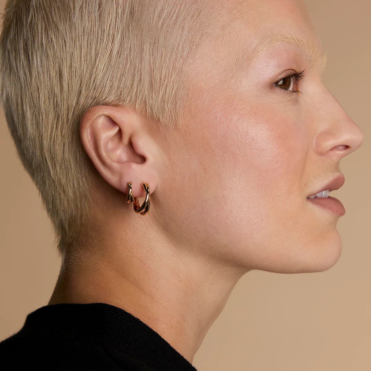 Crossover Illusion Hoops Stacking Set in Gold - Image 4