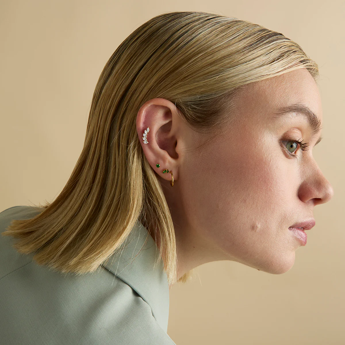 Curved Marquise Titanium Piercing Stud in Gold - Image 4