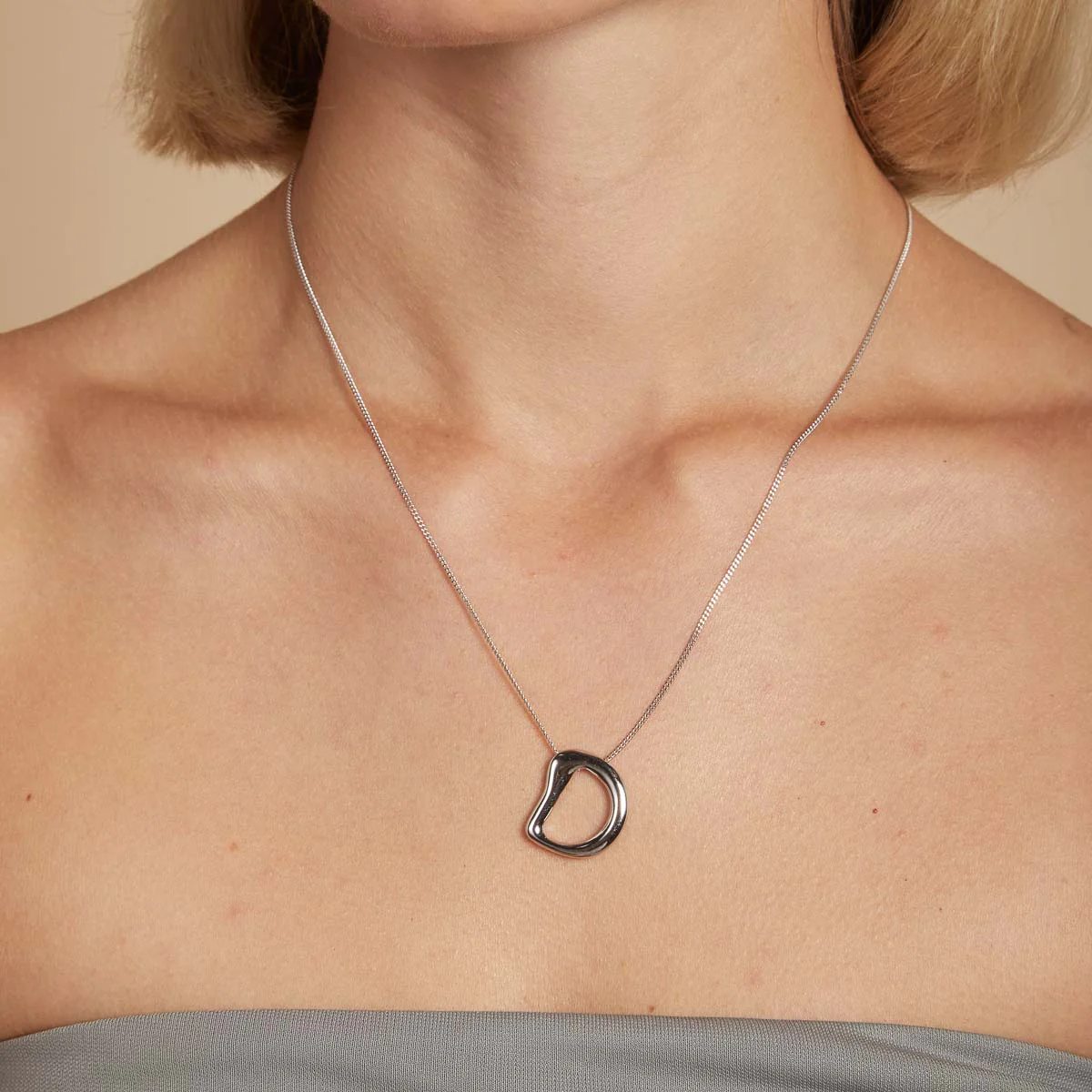 D Initial Bold Pendant Necklace in Silver - Image 2