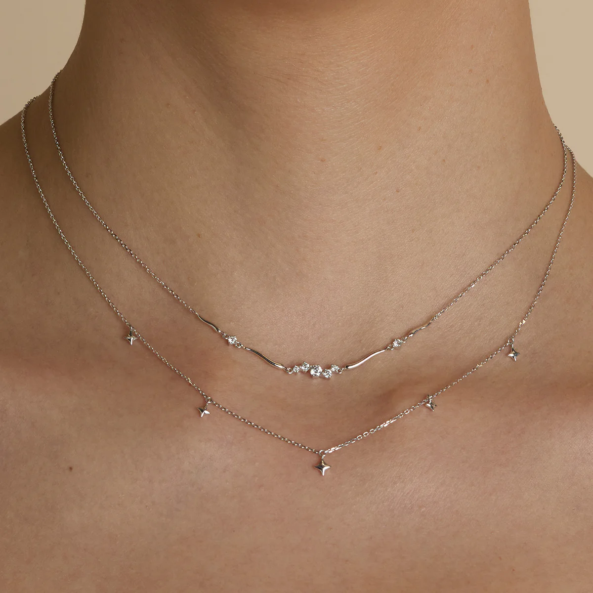 Diamond Cluster Molten Necklace in Solid White Gold - Image 3