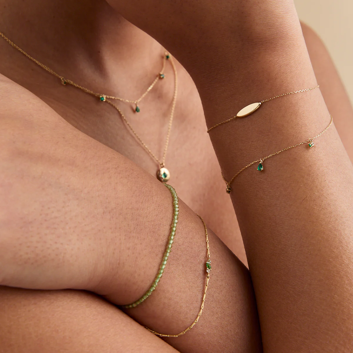 Emerald Charm Bracelet in Solid Gold - Image 4