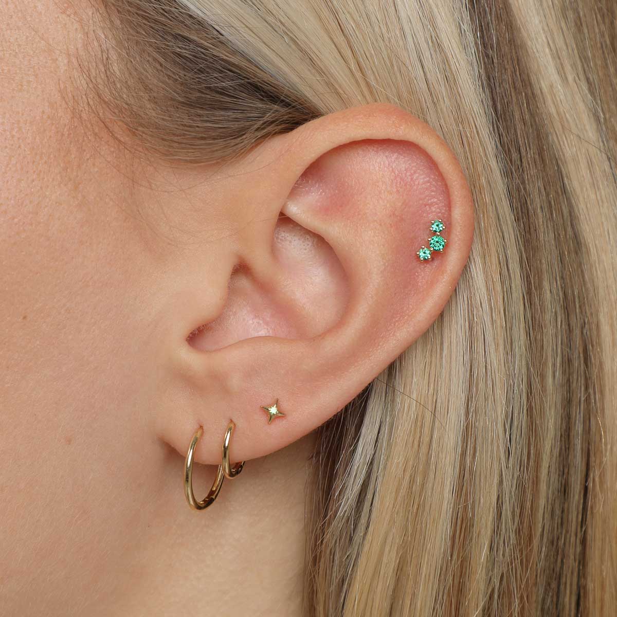 Emerald Curved Piercing Stud in Solid Gold - Image 2