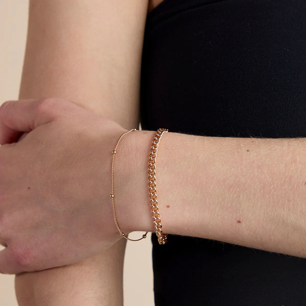Essential Beaded Chain Bracelet in Gold - Image 3