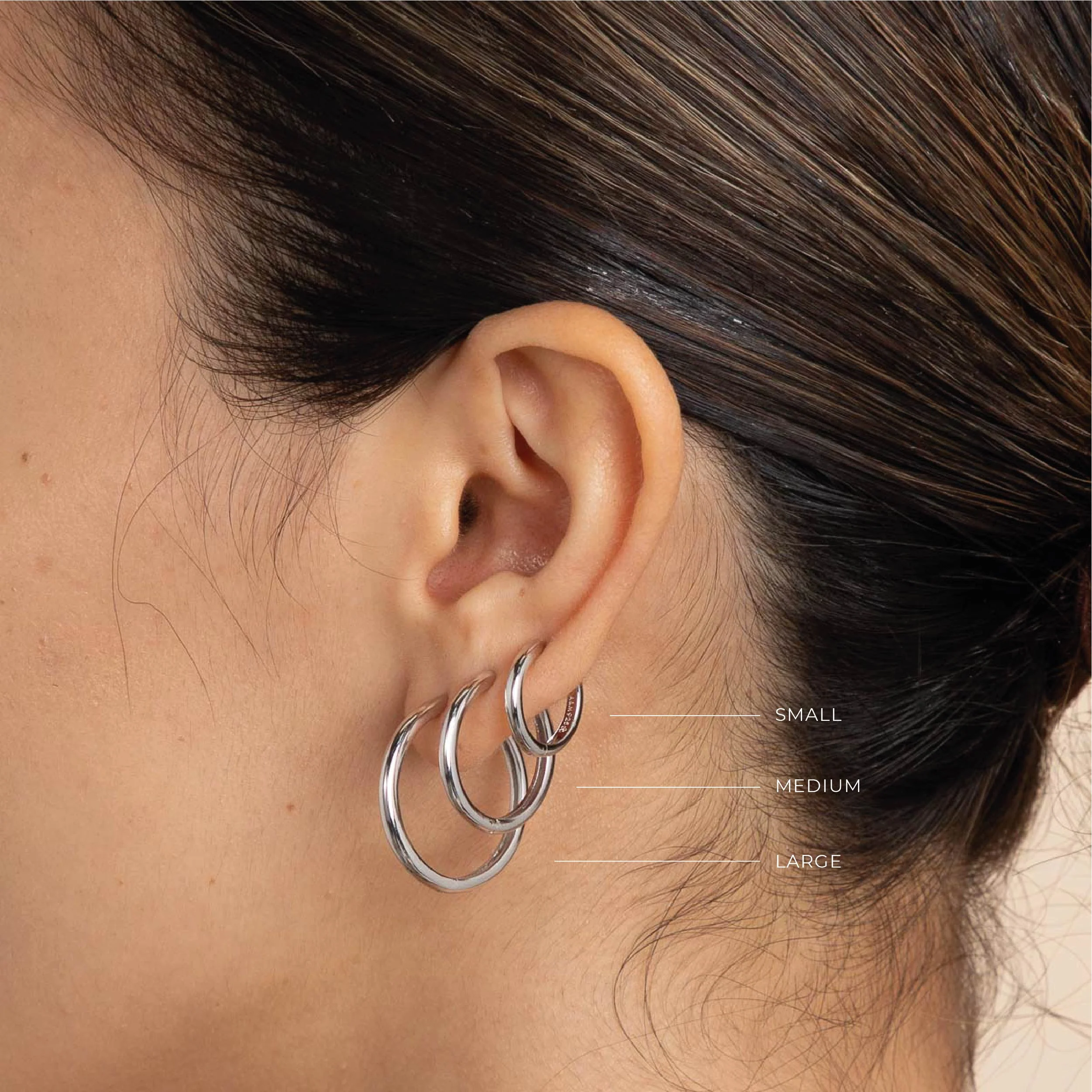Essential Small Hoops in Silver - Image 3