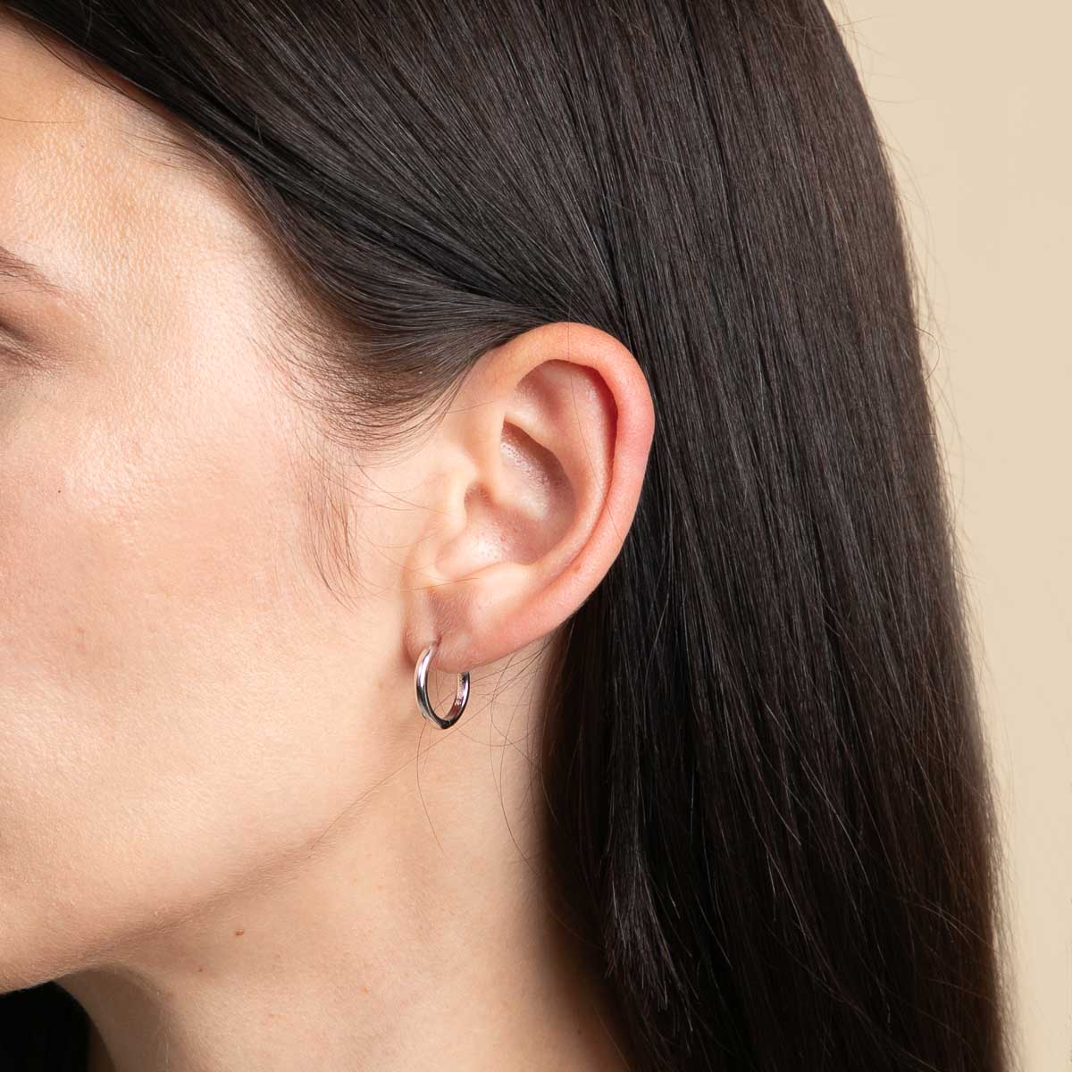 Essential Small Hoops in Silver - Image 4
