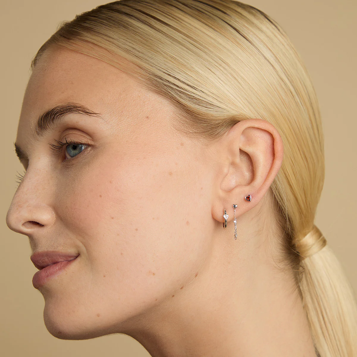 Garnet Heart Piercing Stud in Solid White Gold - Image 4
