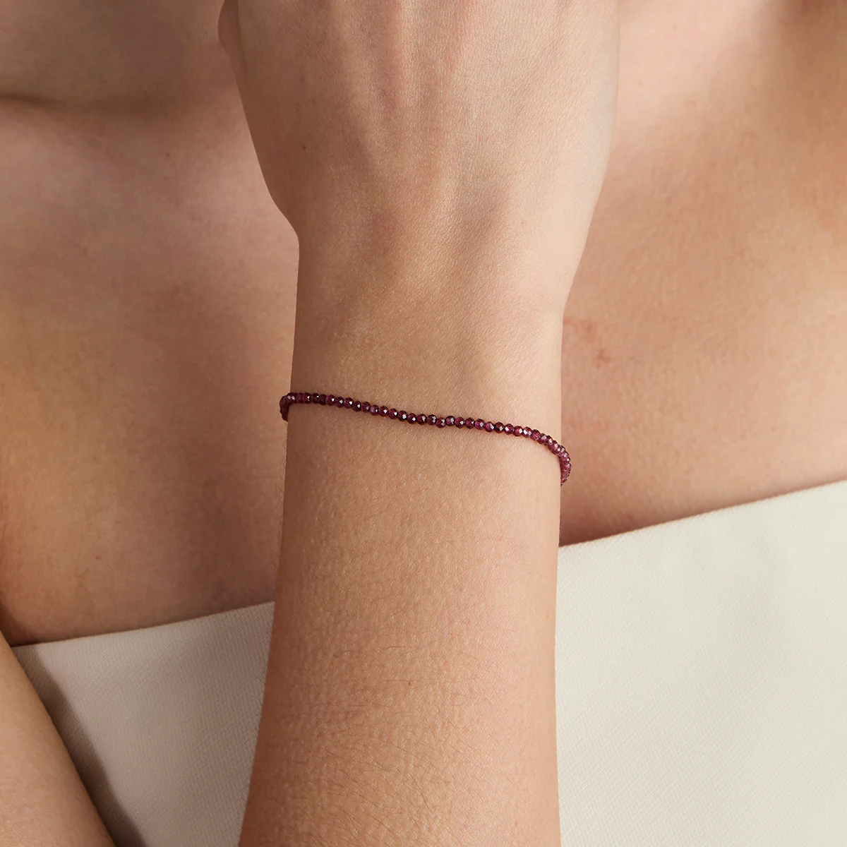 Garnet January Beaded Bracelet in Solid Gold - Image 2