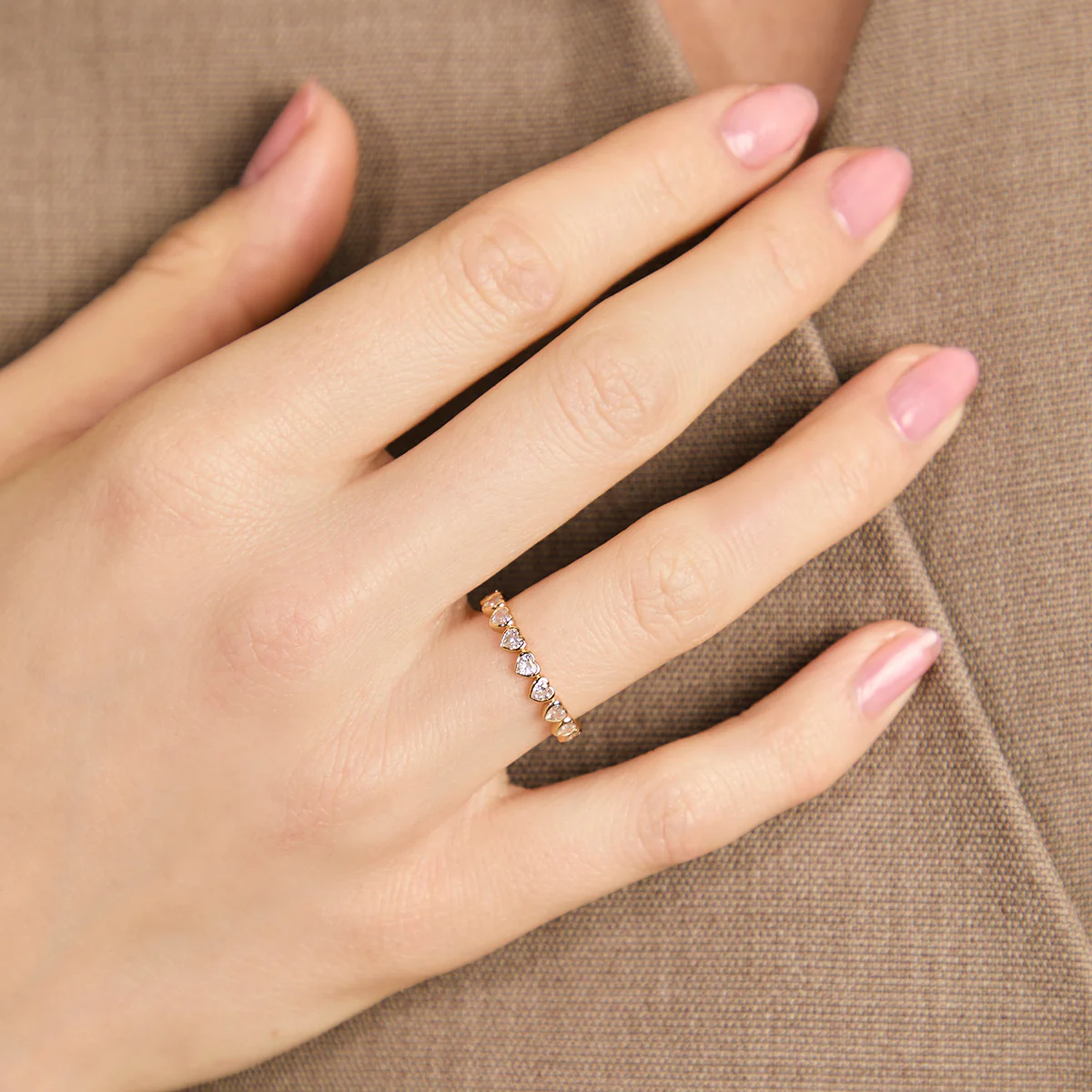 Heart Bezel Band Ring in Gold - Image 2
