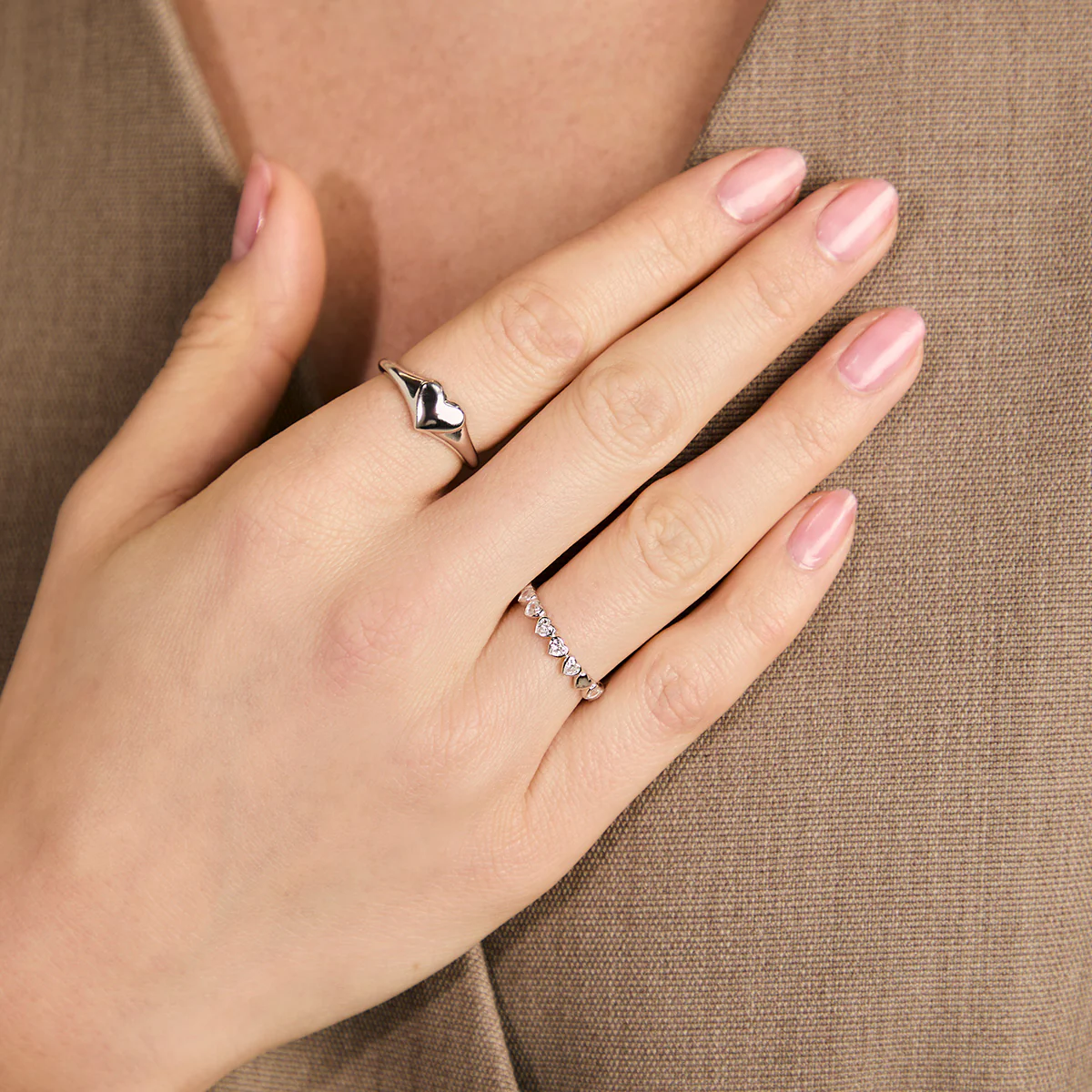 Heart Bezel Band Ring in Silver - Image 3