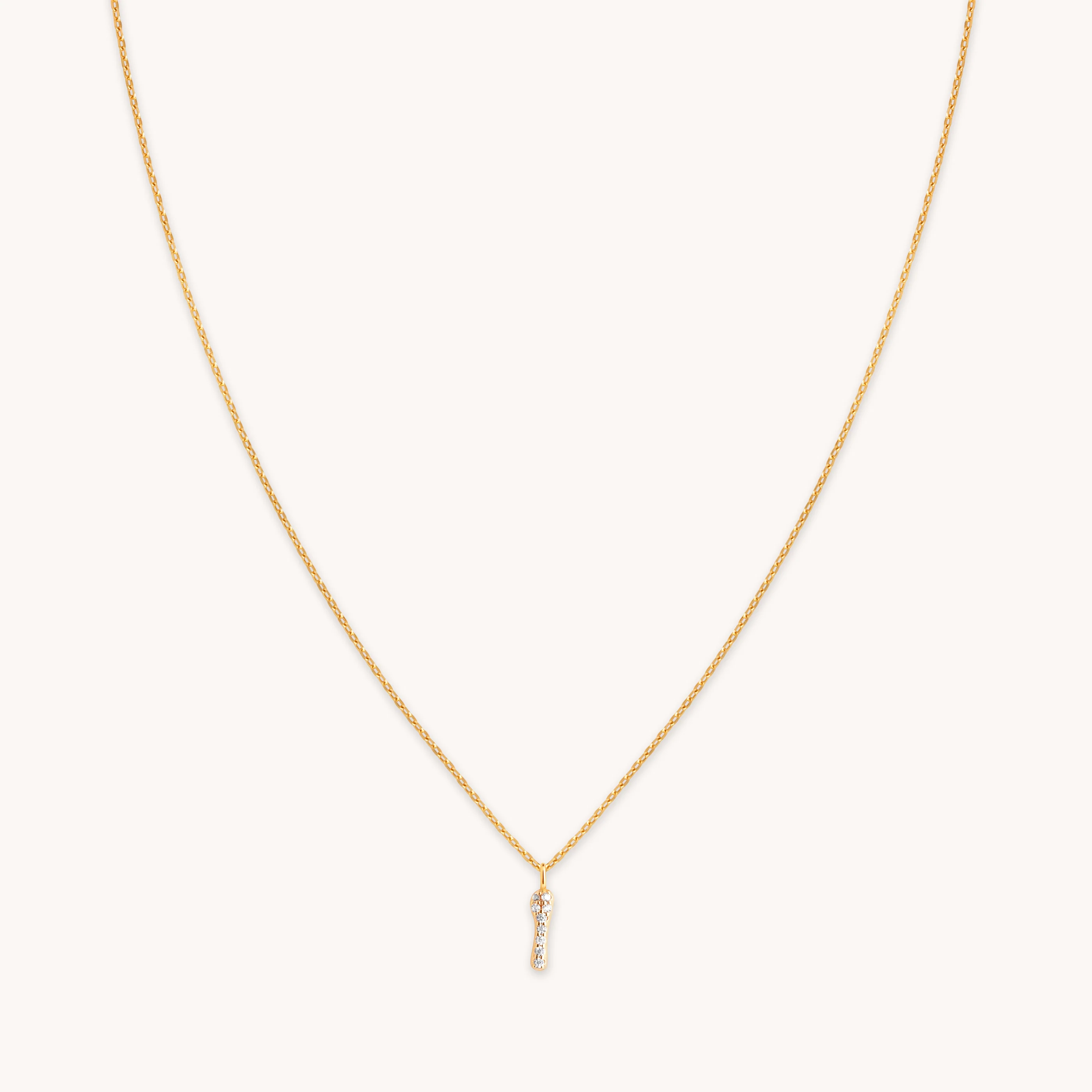 I Initial Pavé Pendant Necklace in Gold