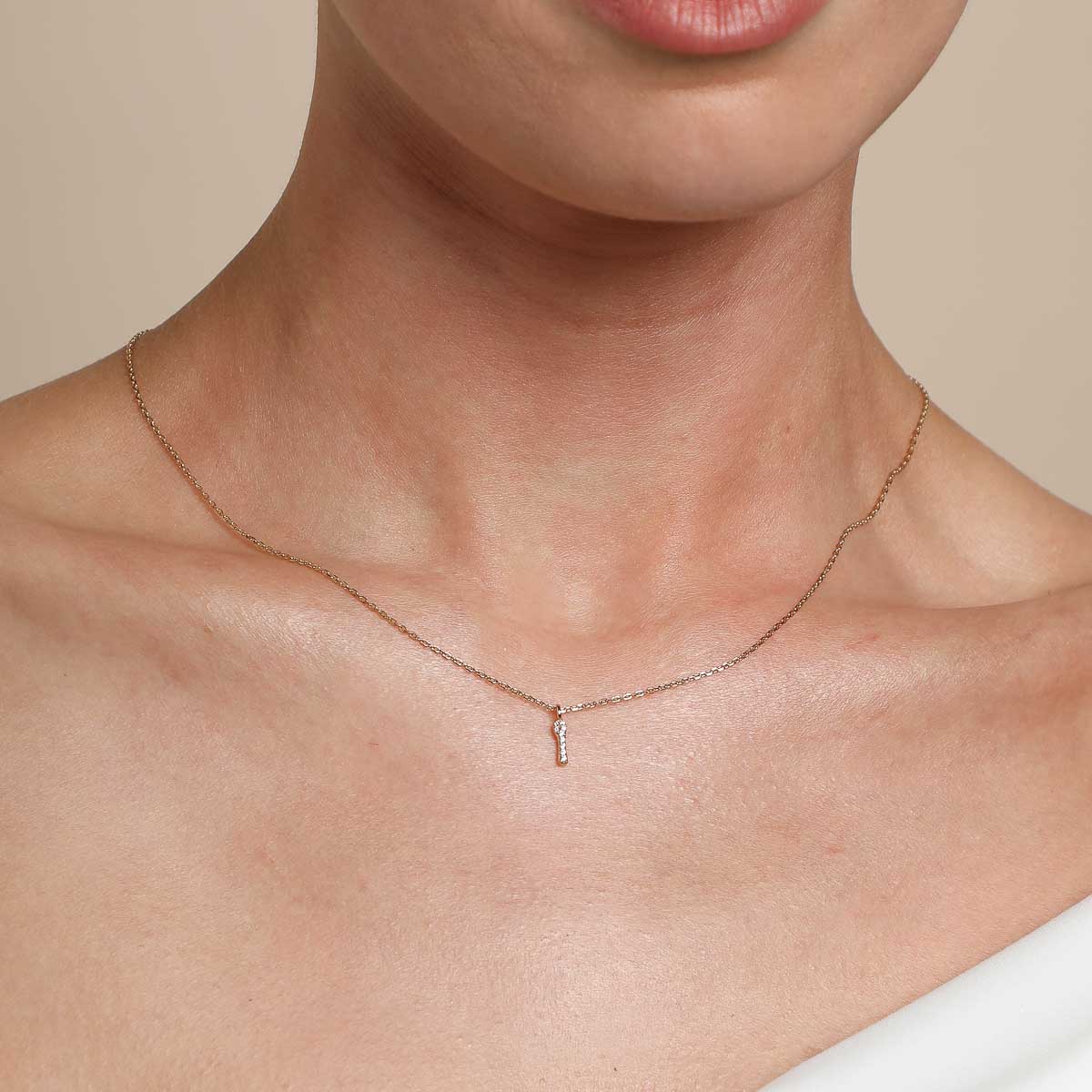 I Initial Pavé Pendant Necklace in Gold - Image 2