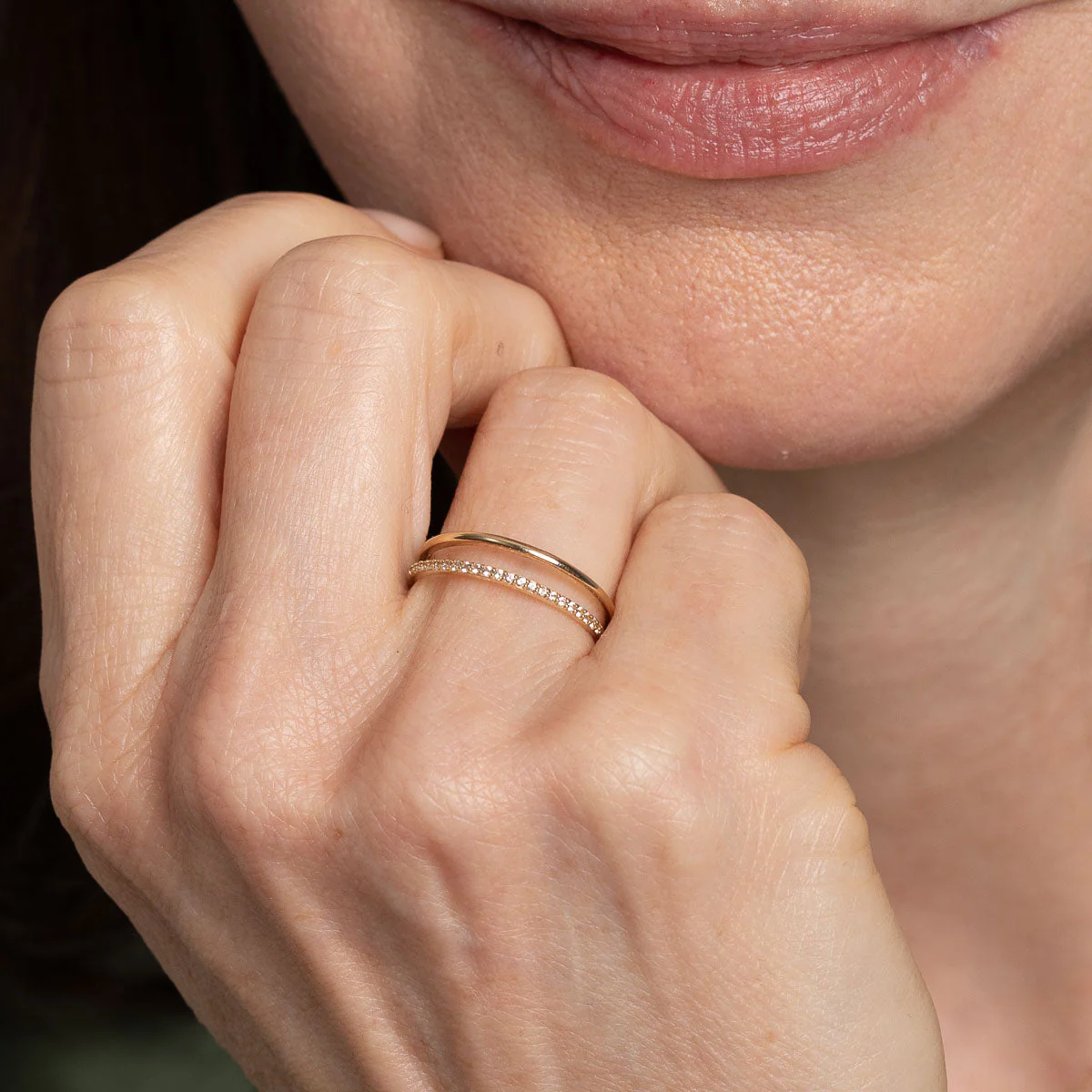 Illusion Topaz Band Ring in Solid Gold - Image 2