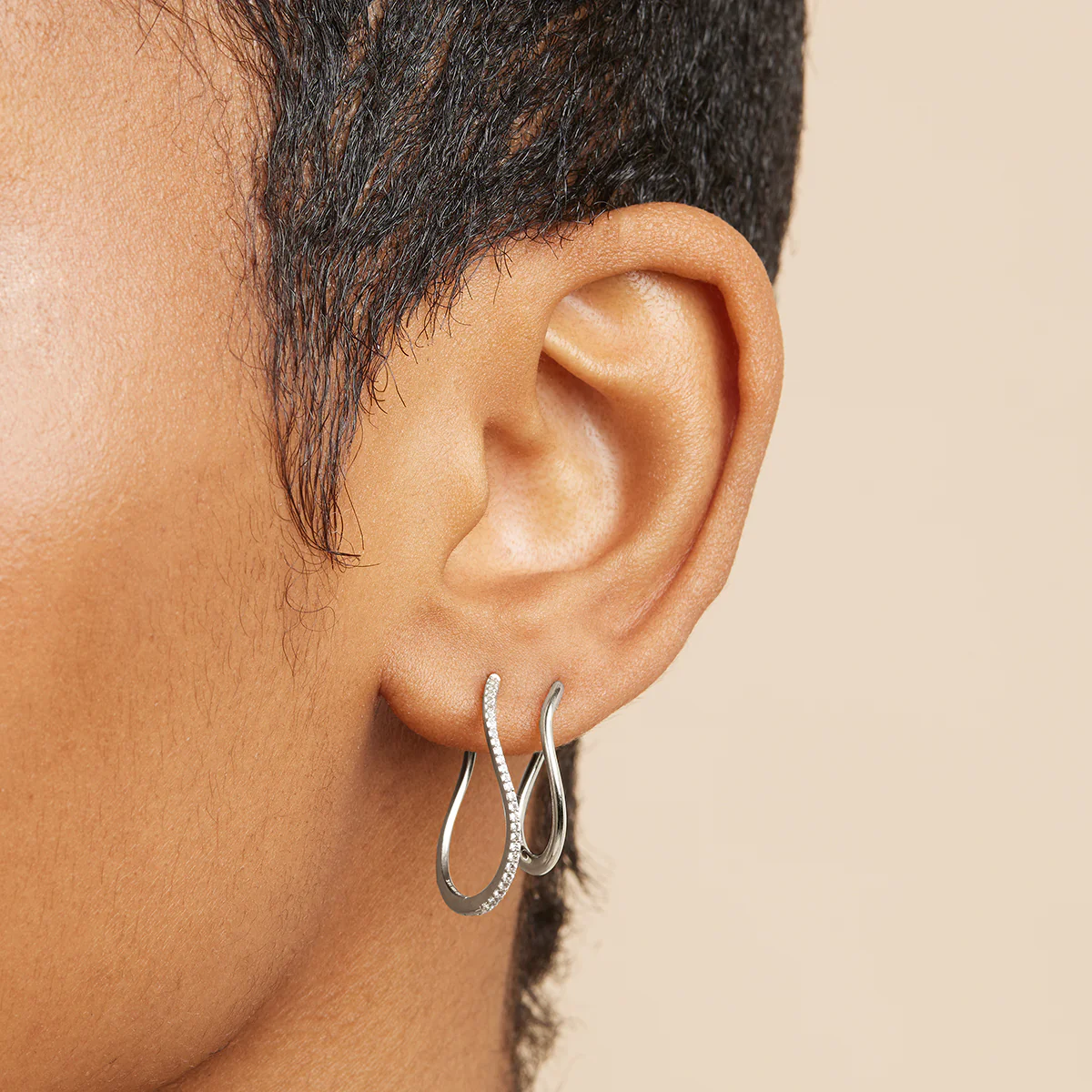 Infinite Topaz Pavé Hoops in Solid White Gold - Image 3
