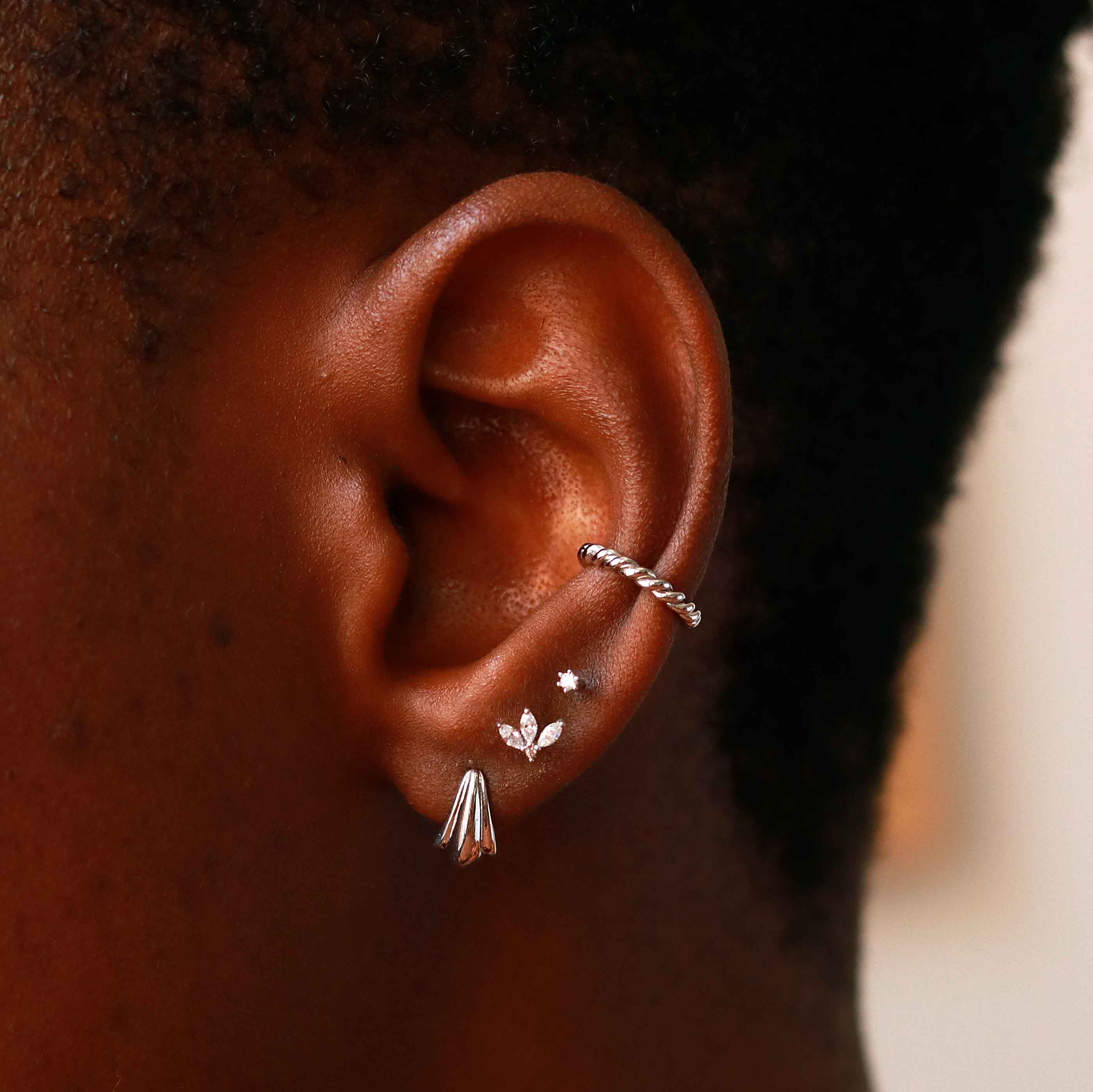 Flora Tiny Barbell in Silver - Image 7