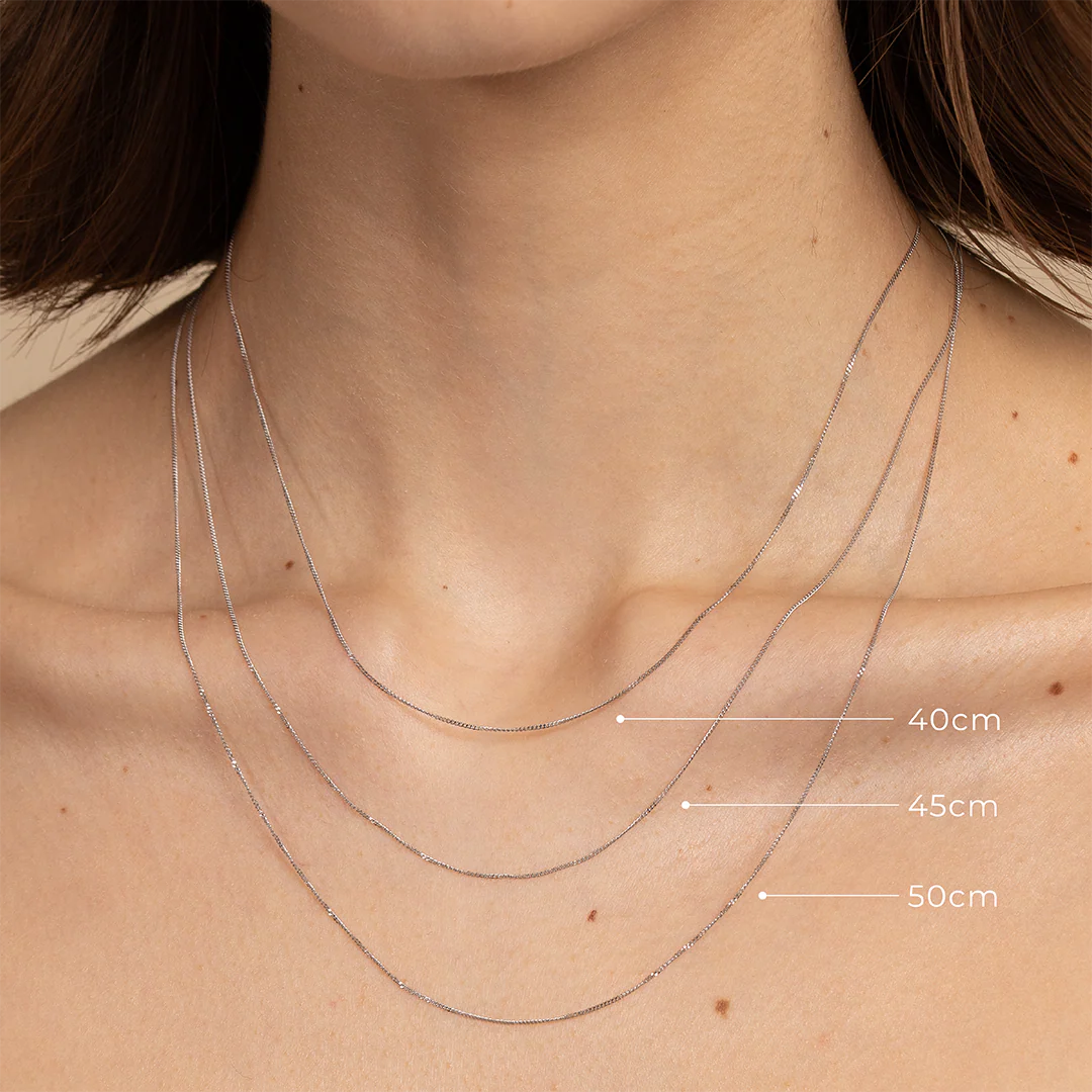 Miyu Chain Necklace in Solid White Gold - Image 3