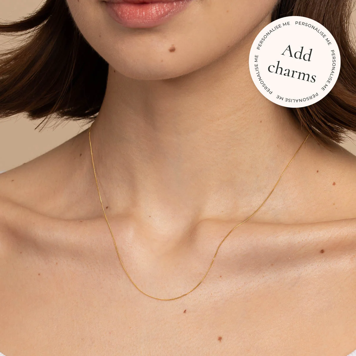 Miyu Story Chain Necklace in Solid Gold - Image 2