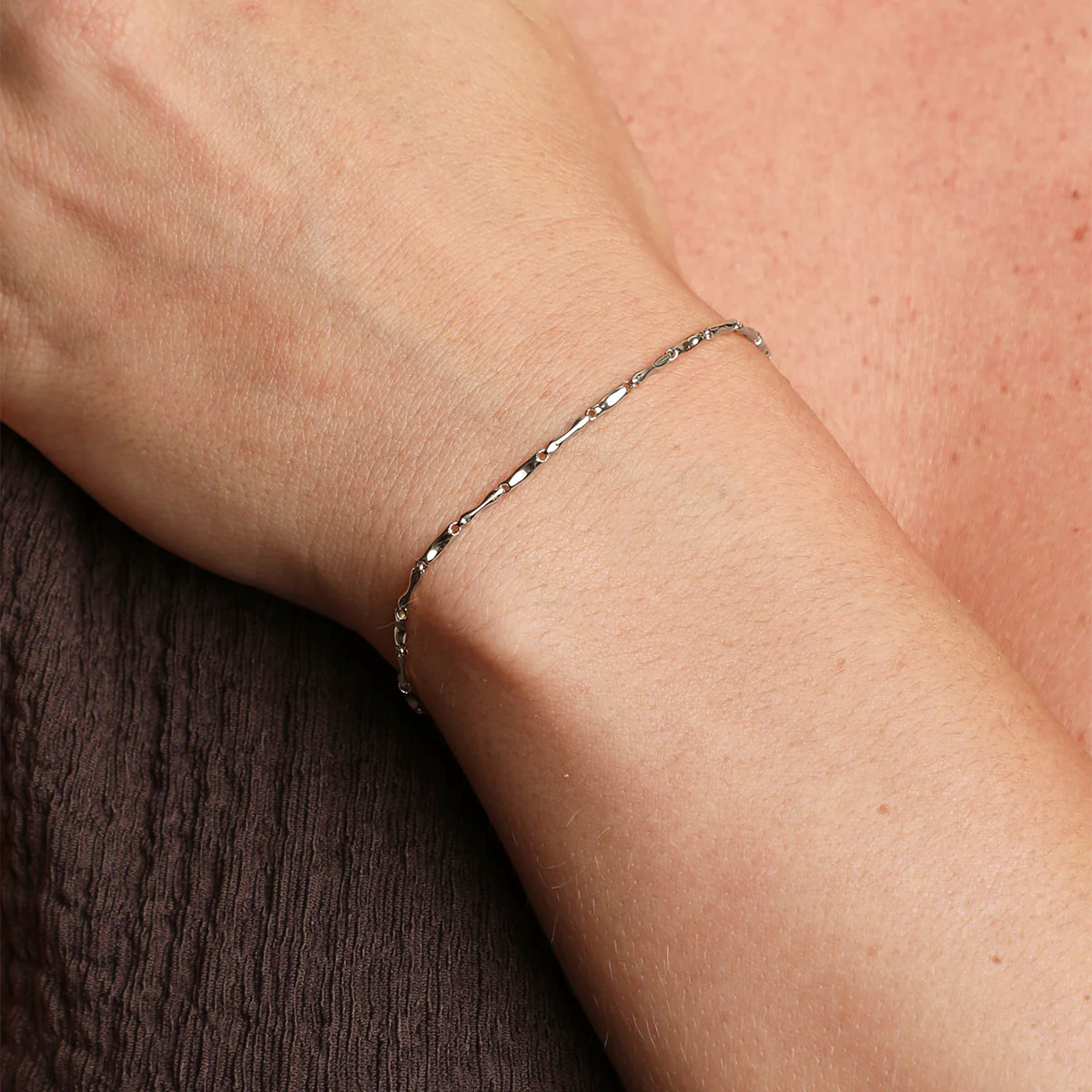 Molten Bar Chain Bracelet in Solid White Gold - Image 2