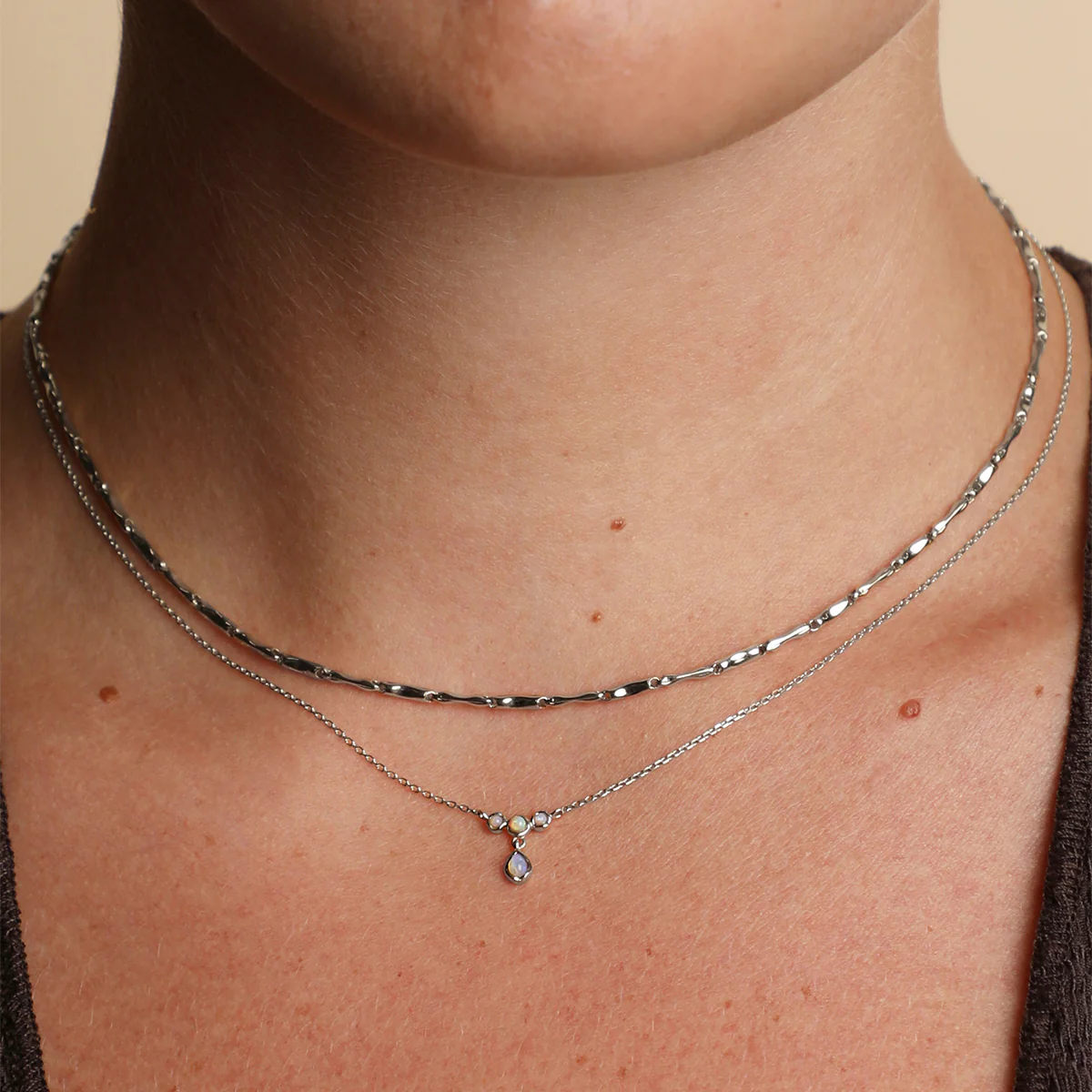 Molten Bar Chain Necklace in Solid White Gold - Image 3