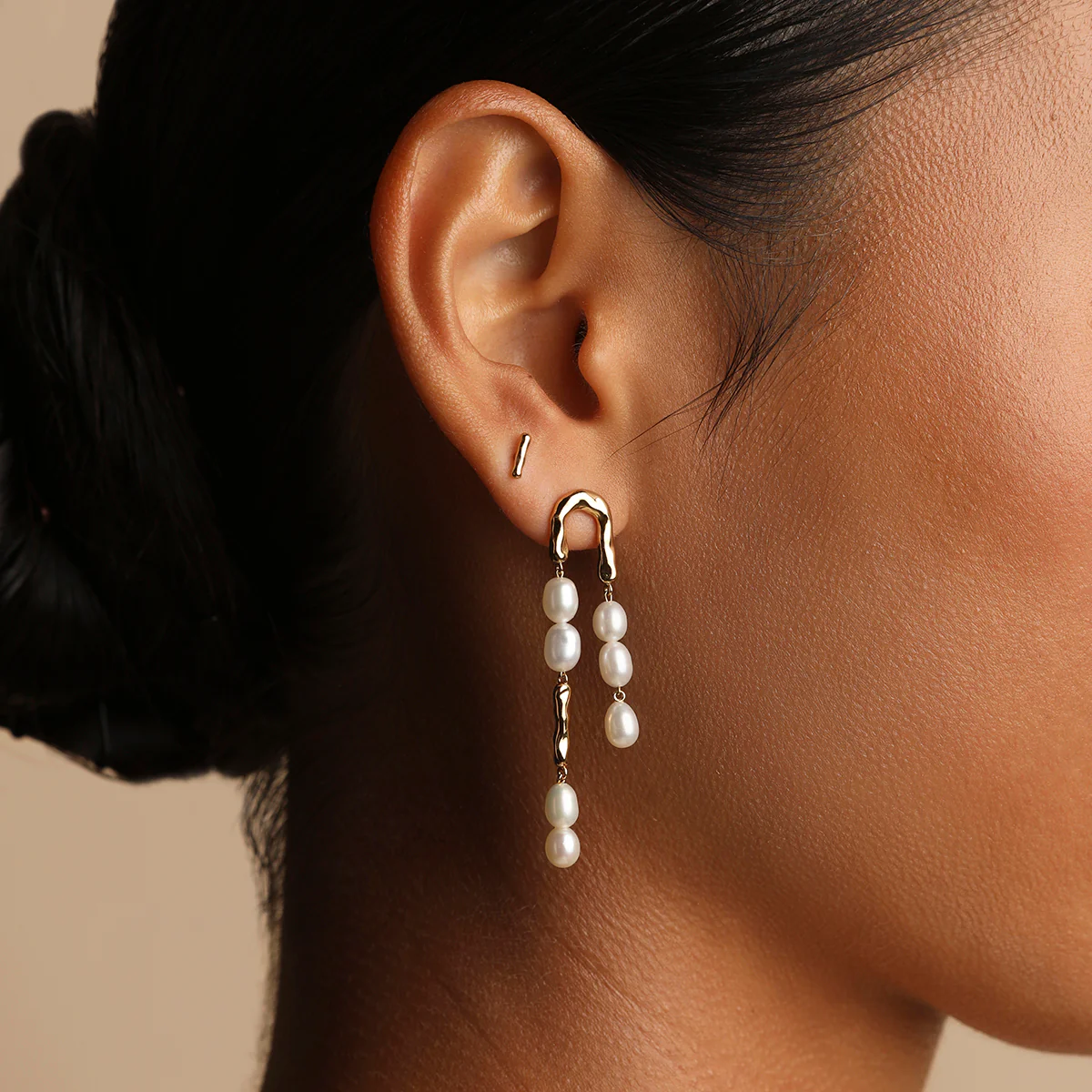 Molten Bar Studs in Gold - Image 4
