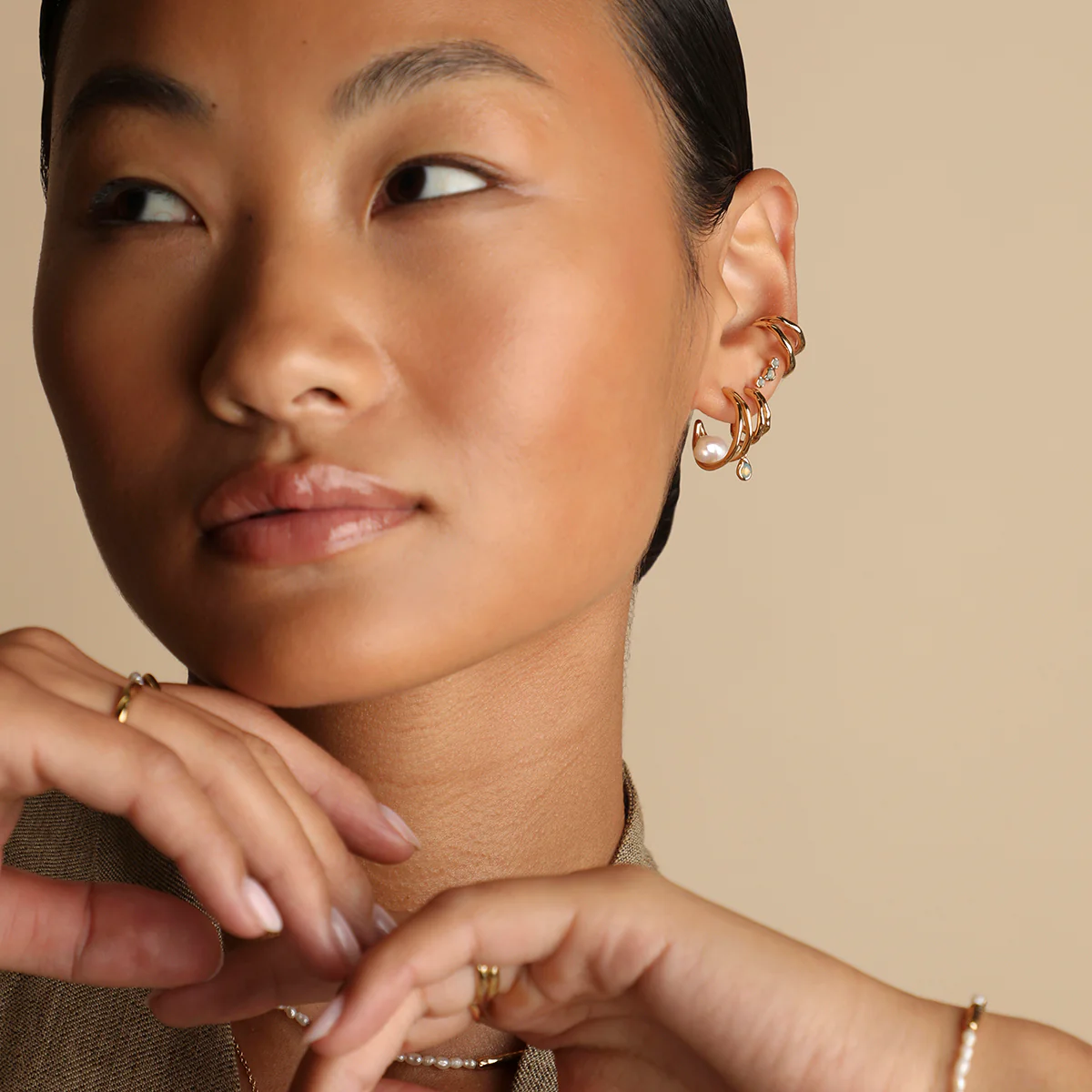 Molten Illusion Pearl Hoops in Gold - Image 4