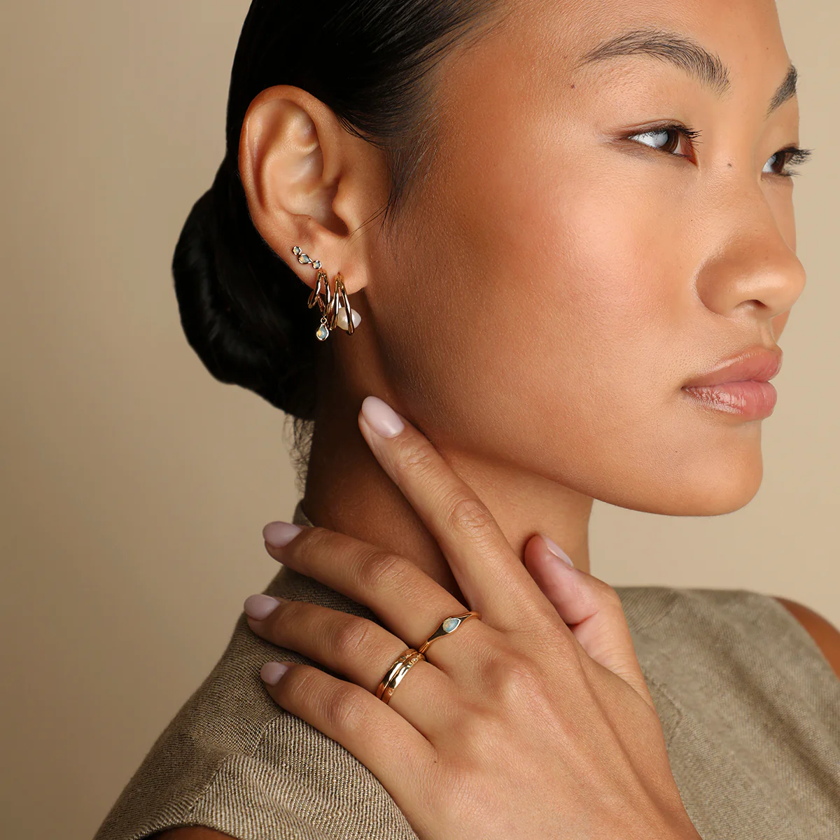 Molten Illusion Pearl Hoops in Gold - Image 6