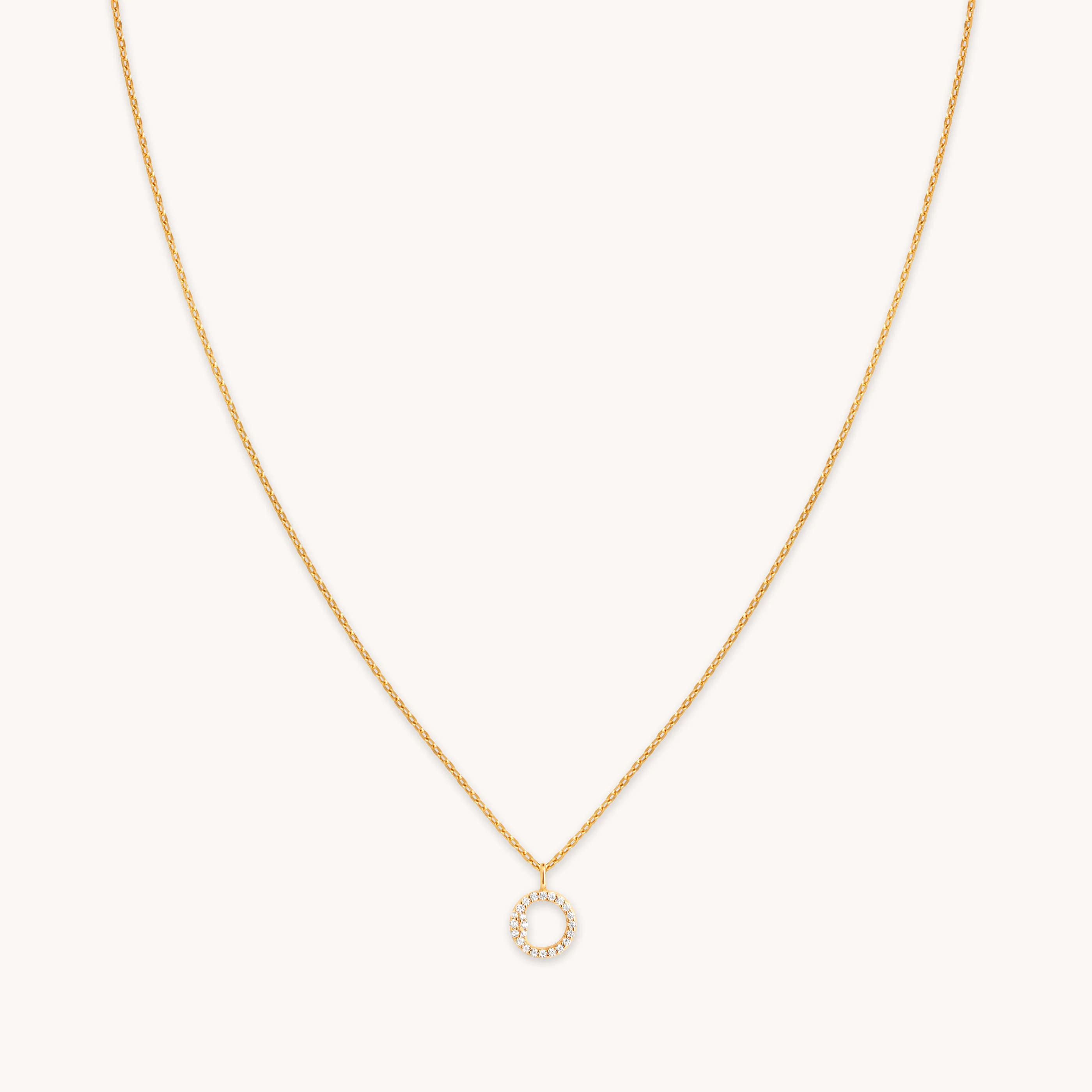 O Initial Pavé Pendant Necklace in Gold