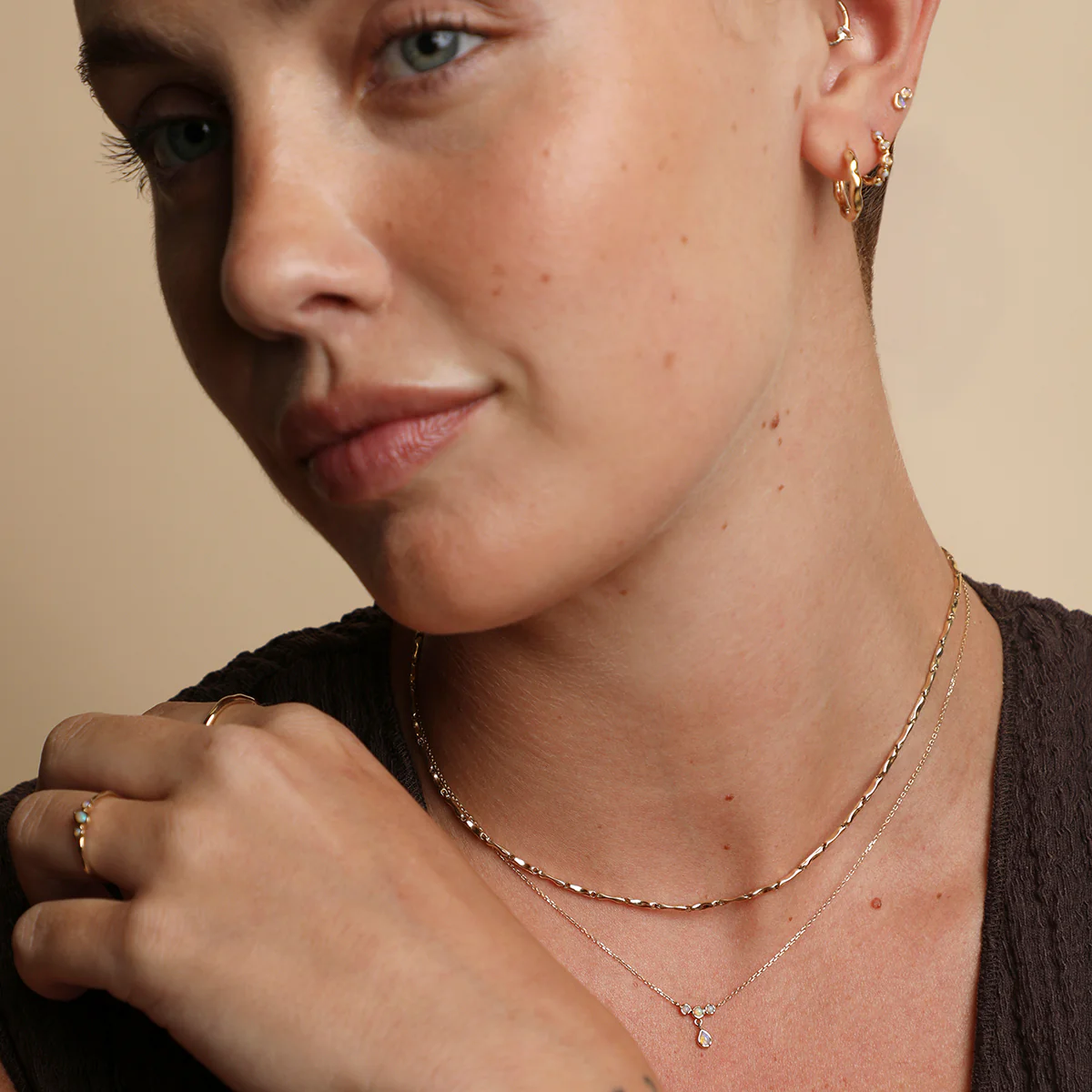 Opal Cluster Pendant in Solid Gold - Image 4