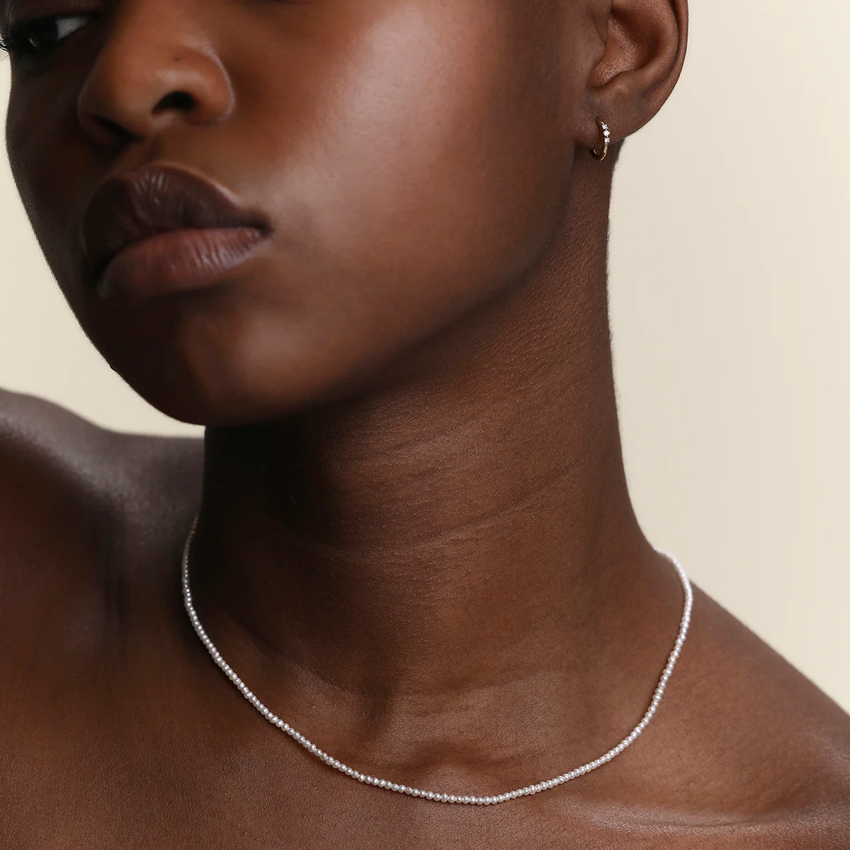 Pearl Necklace in Solid Gold - Image 2