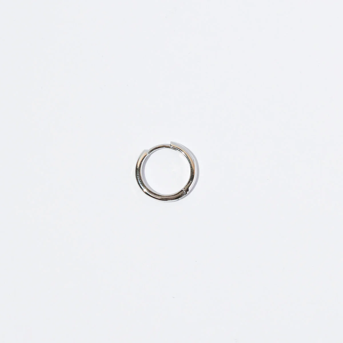 Essential 11.5mm Hoop in Silver - Image 3