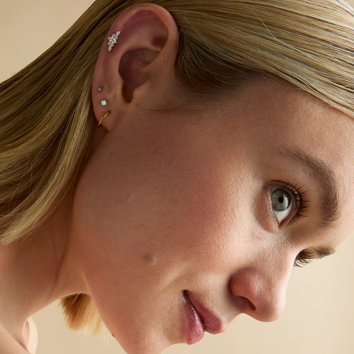 Seamless Titanium Piercing Hoop in Gold - Image 6