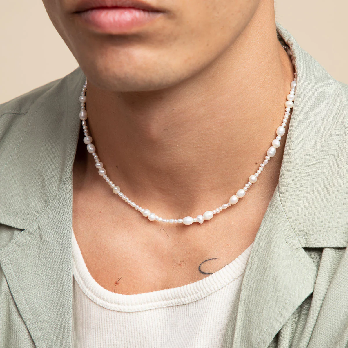 Serenity Pearl Beaded Necklace in Silver - Image 6