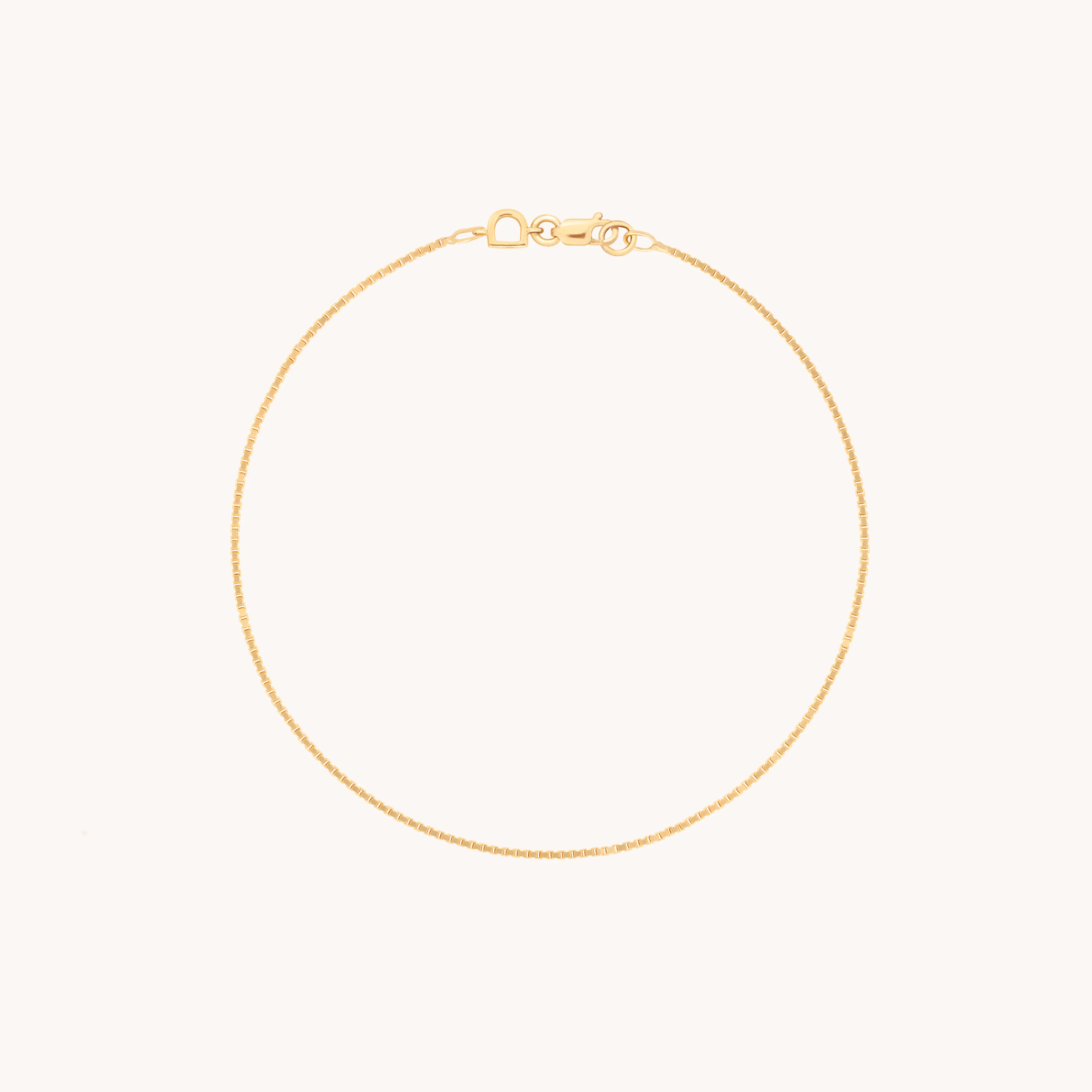 Shoreditch Story Chain Bracelet in Solid Gold