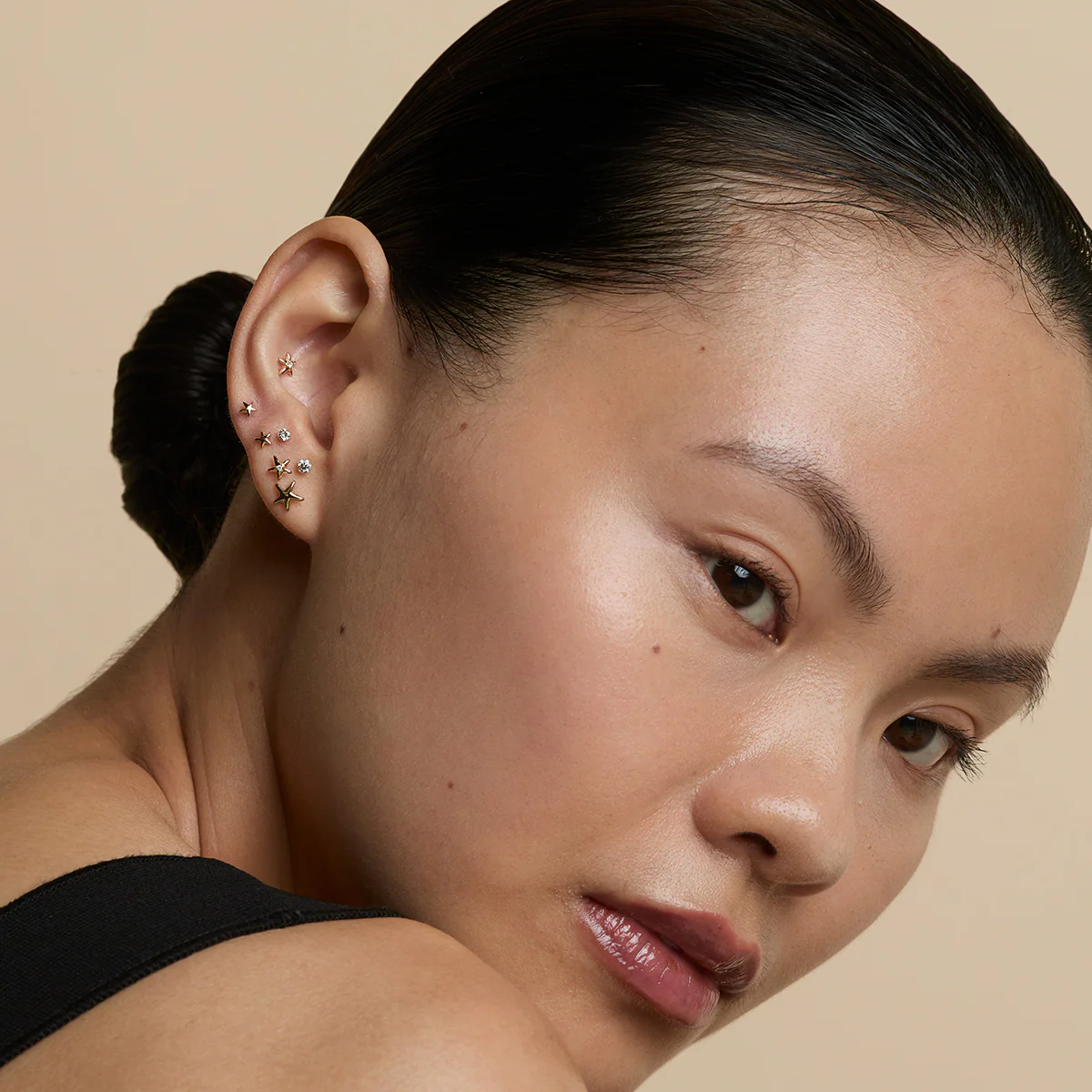 Star Large Piercing Stud in Solid Gold - Image 4