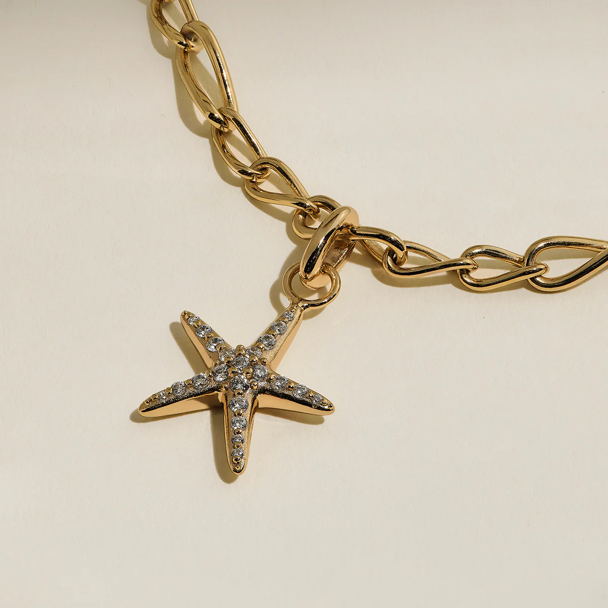 Starfish Clip Charm in Gold - Image 4