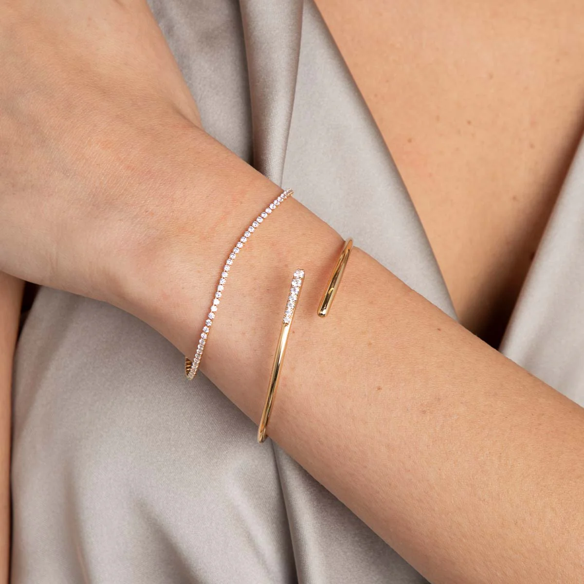 Tennis Chain Bracelet in Gold - Image 3