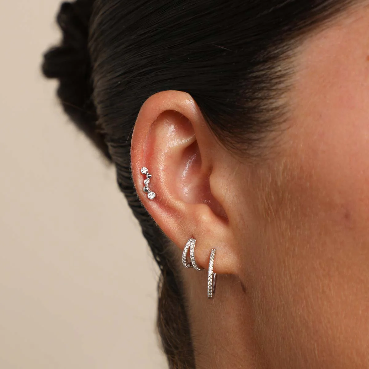 Topaz Beaded Wave Piercing Stud in Solid White Gold - Image 3