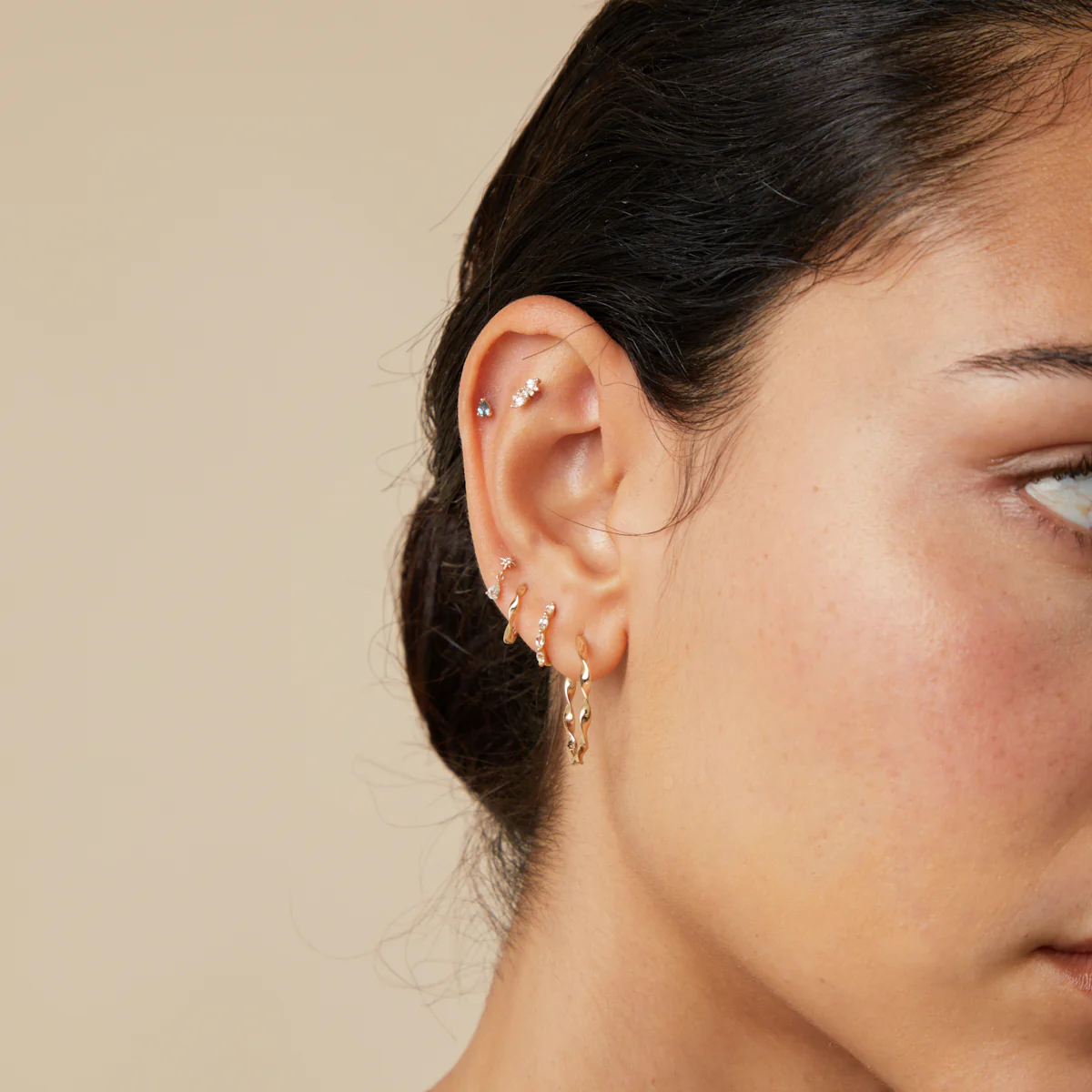 White Topaz Cluster Piercing Stud in Solid Gold - Image 3