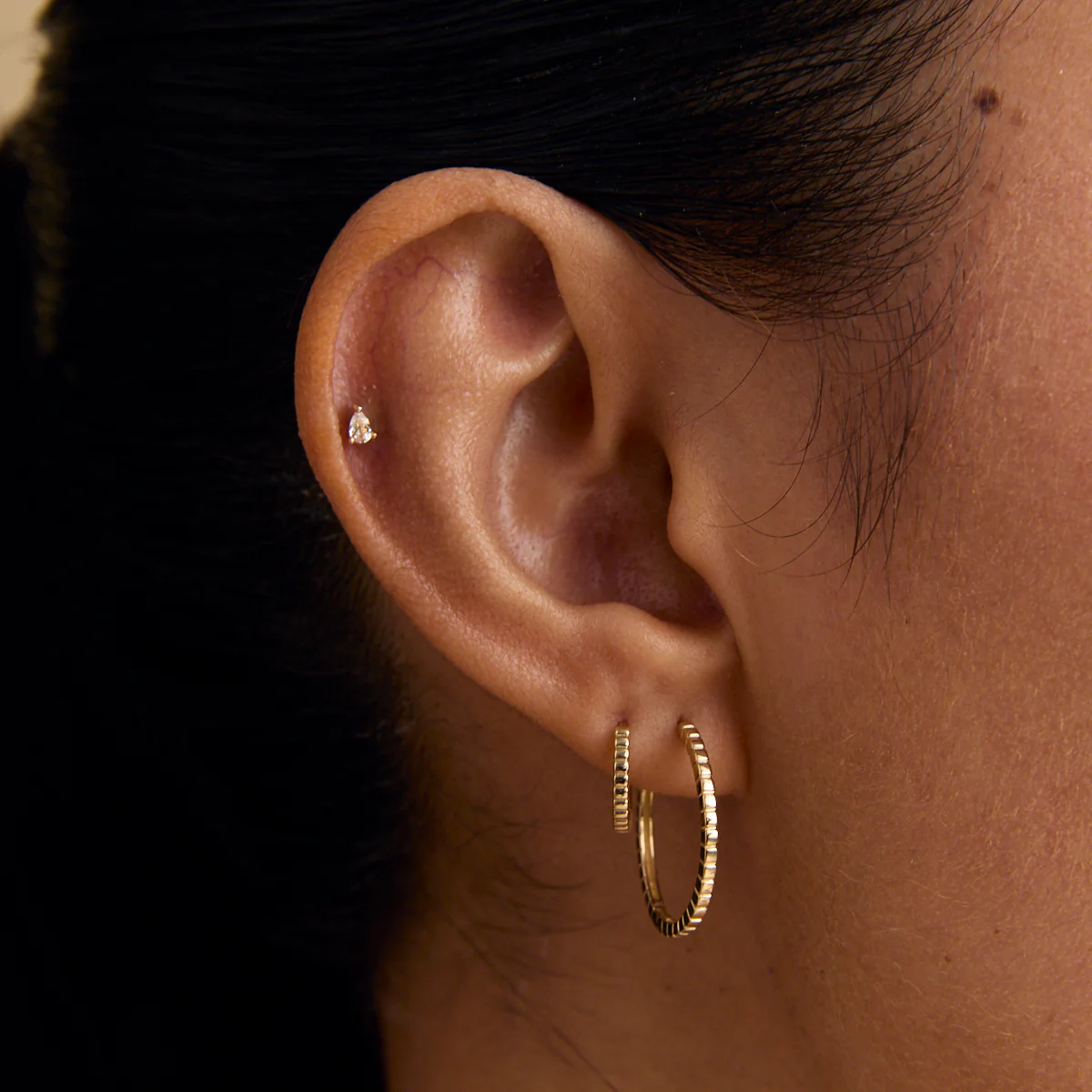 White Topaz Pear Piercing Stud in Solid Gold - Image 3