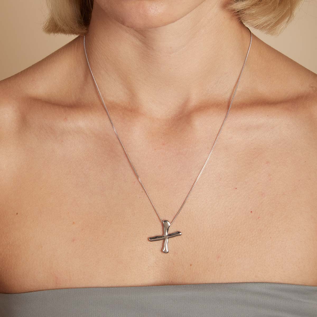 X Initial Bold Pendant Necklace in Silver - Image 2